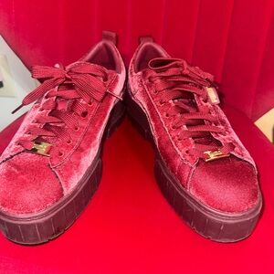 Puma x FENTY Mayze Velvet Sneakers Size 11 Burgundy